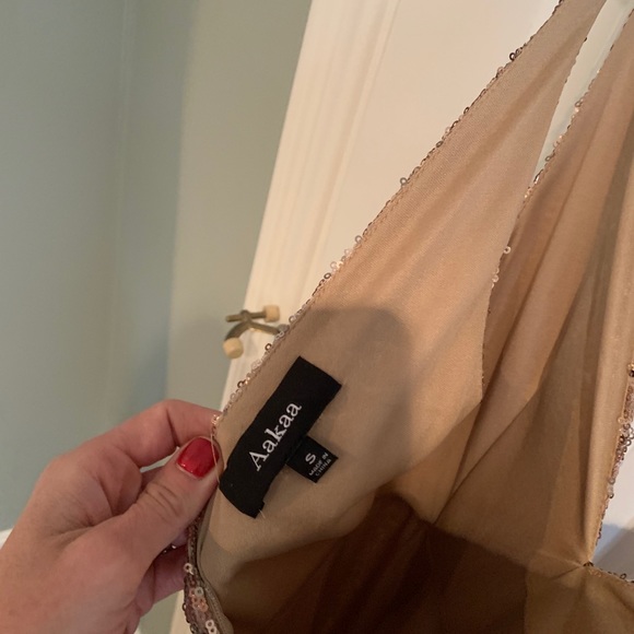 V neck formal Gold Sequins Dress - Picture 4 of 5